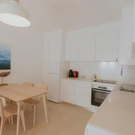 67 - Baleal Indigo Ferrel (Leiria)